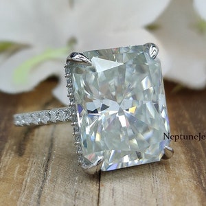 Huge 14x17mm Big Radiant Cut Moissanite Halo Engagement Ring in 14K White Gold / Big 925 Silver Wedding Anniversary Ring / Best Gift For Her
