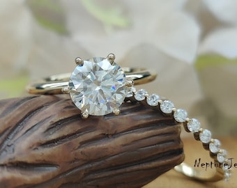 14K Yellow Gold Bridal Set / 2.50 CT Round Cut Moissanite Engagement Ring Set / Lab Diamond Solitaire Ring Set / 2 Pieces Ring / Bridal Set