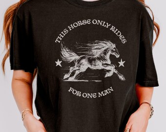 Red Rising Shirt: Mustang & Darrow, Book Lover Gift