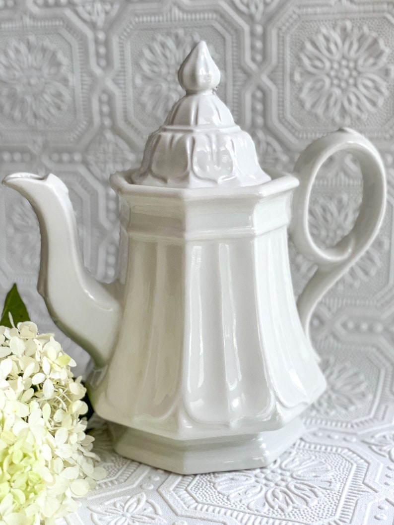 Red Cliff Heirloom Ironstone Coffeepot Or Teapot With Lid Etsy