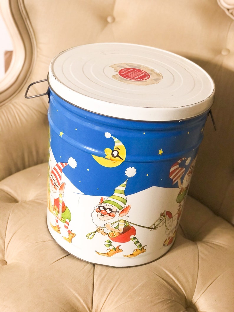 Large Vintage Christmas Popcorn Tin