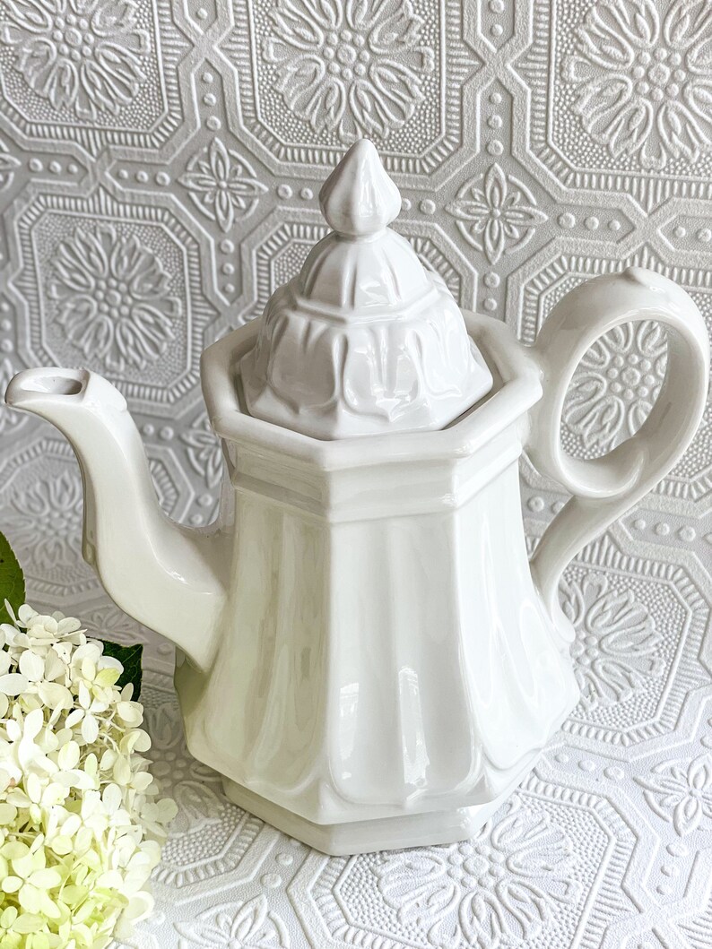 Red Cliff Heirloom Ironstone Coffeepot Or Teapot With Lid Etsy