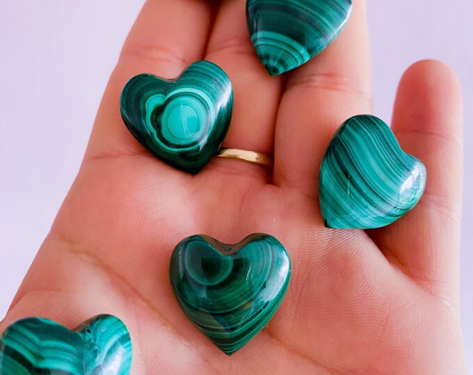 Malachite Crystal Mini Hearts / Removes Negative Energy / Manifesting Intention Setting Crystal / ‘The Crystal Of Transformation’