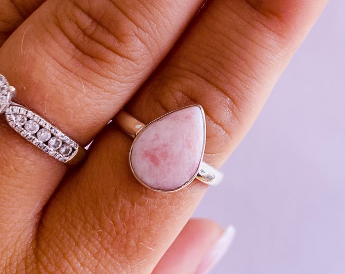 Sterling Silver Pink Petalite Crystal Ring Size R 1/2 / Relieves Stress / Blocks Negative Energy / Enhances Connection To Spiritual Realm