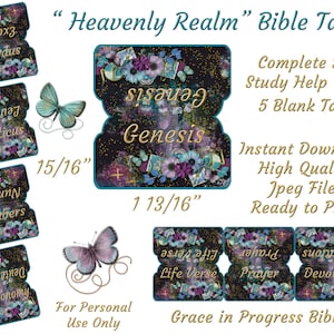 Peut inclure: Un ensemble d'onglets de Bible imprimables sur le thème céleste. Les onglets présentent un fond de galaxie avec des étoiles, des paillettes et des fleurs. Les onglets sont étiquetés avec des titres de livres, y compris Genèse, Exode, Lévitique, Nombres et Deutéronome. Les onglets mesurent 1 13/16 pouces de large et 15/16 pouces de haut. Le texte "Heavenly Realm" est en haut de l'image. Le texte "Grace in Progress Bible" est en bas de l'image.
