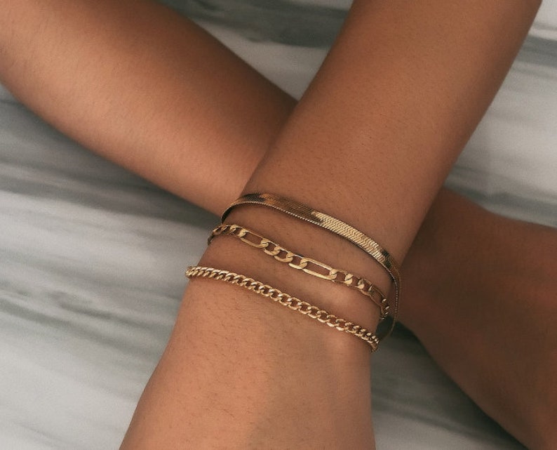 herringbone bracelet with names for her best jewelry 2023
