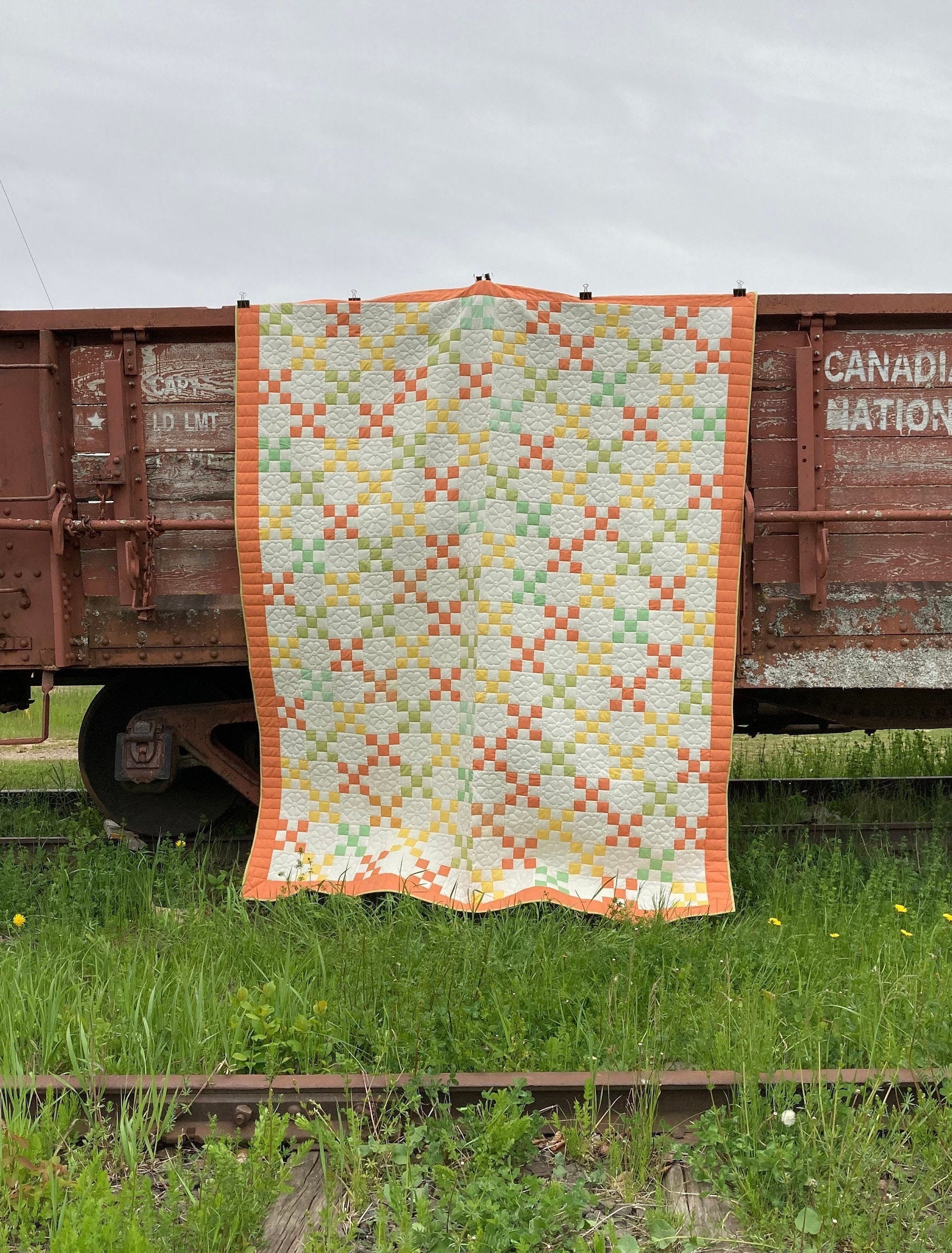 Homemade Quilt, Hand Quilted Quilt, Queen Size Quilt, Pieced Quilt