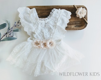 Infant girls cake smash romper dress, Choice of flower colors, toddler romper, Off white lace romper, girls, toddlers, infants.