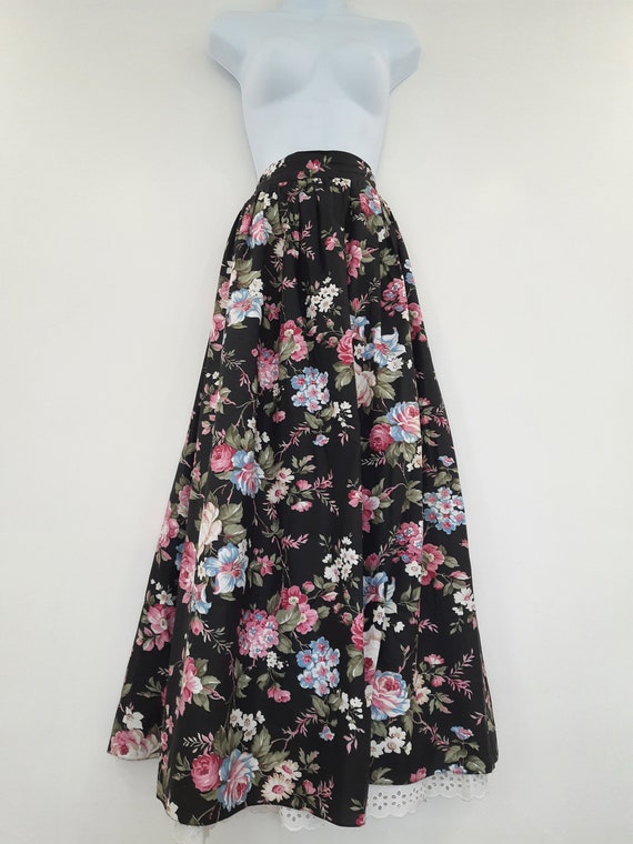 Vintage Skirt Size 10 Black Pink Blue Floral 100%… - image 3