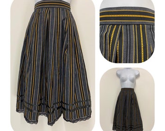 Vintage Skirt Size 4 Grey Yellow Black Retro Striped Midi Pleated Landhaus Lace Tyrol Dirndl Lined Zip Hook A6