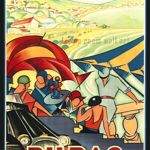 K&ouml;nnte beinhalten: Ein Vintage-Reiseposter, das f&uuml;r Bilbao, Spanien, wirbt. Das Poster zeigt eine farbenfrohe Illustration einer Strandszene mit Menschen, die sich unter Sonnenschirmen entspannen, und einem Auto im Vordergrund. Der Text auf dem Poster lautet "Patronato Nacional del Turismo" und "Bilbao Las Playas Del Abra".