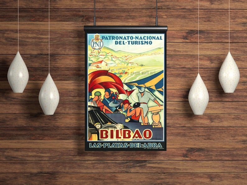 K&ouml;nnte beinhalten: Ein Vintage-Reiseposter, das f&uuml;r Bilbao, Spanien, wirbt, mit dem Text "Patronato-Nacional del Turismo" und "Las Playas del Abra". Das Poster zeigt eine farbenfrohe Illustration von Menschen, die den Strand genie&szlig;en, und einen Blick auf die Stadt.