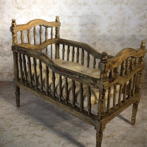 Dollhouse Miniature Crib