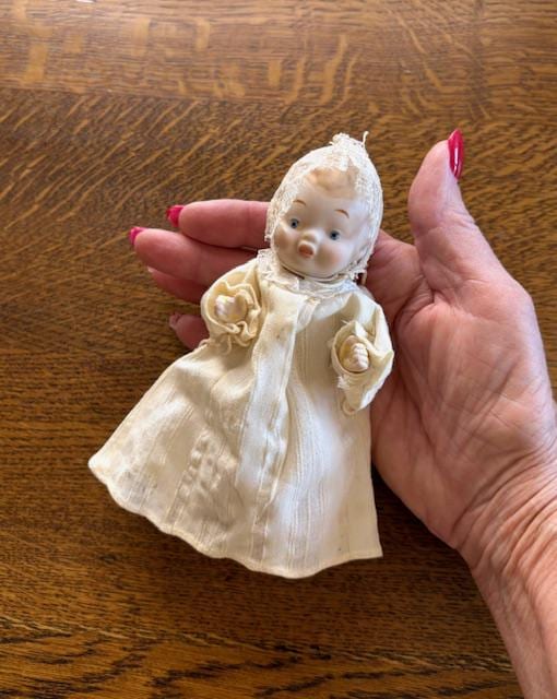 * antique doll ୨୧ .·*° アンティーク ペグドール Antique Porcelain Doll Baby - Antique Small Bisque Baby Doll