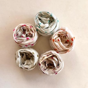 Muestrario de seda sari con puntos de 5 colores - Cinta reciclada - 2 yardas cada una, 10 yardas en total, Cinta para diario