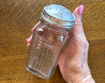 Salero/agitador de cristal transparente vintage de la época de la Gran Depresión - Salero/agitador de cristal de cocina vintage de la década de 1930 - Cristal Owens-Illinois de colección