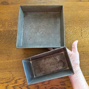 Vintage Cake Pans - (2) Collectable Cake Baking Pans - Vintage Kitchen