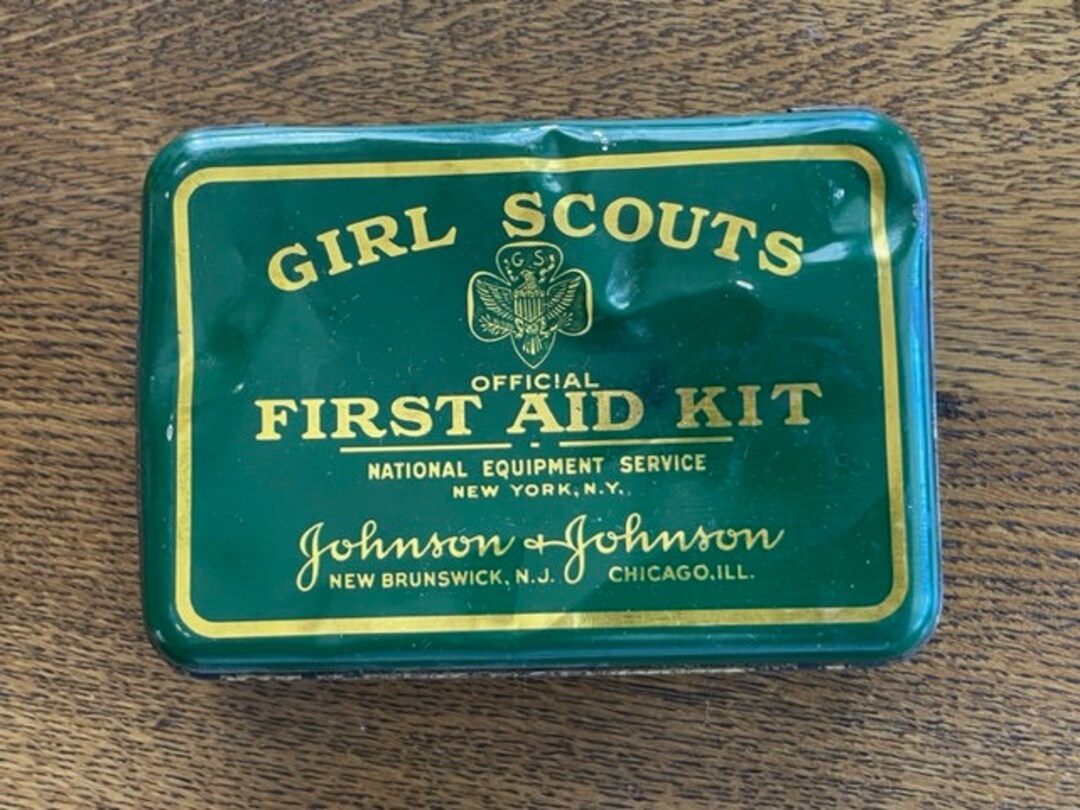 Vintage Girl Scout First Aid Kit Tin Girl Scout Memorabilia Etsy