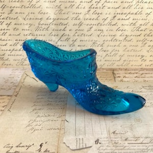 Vintage Fenton Blue Glass Slipper - Blue Art Glass Shoe - Collectable Glass