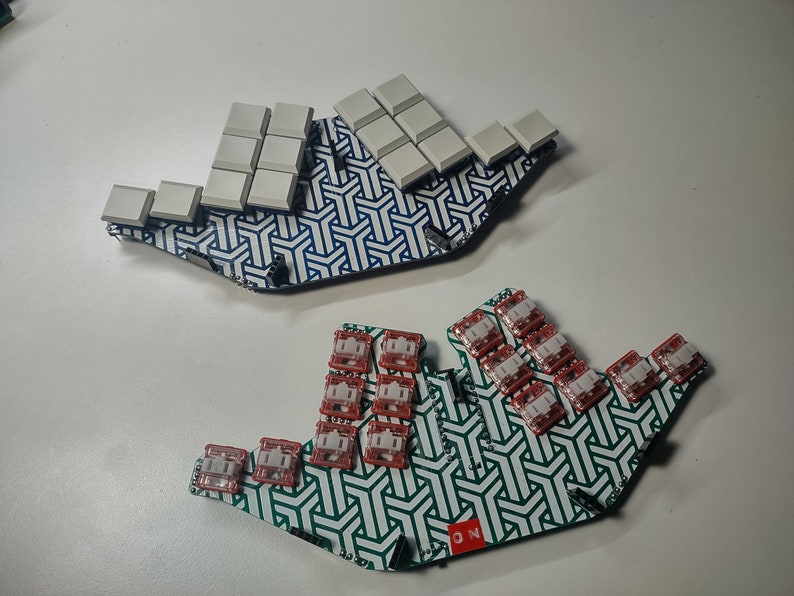 Thumbs Up v2 Ergonomic Contoured Low Profile Mechanical image 7