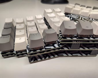 ThumbsUp! v11 Ergonomic Unibody Keyboard: Kailh Choc & MX-Compatible, QMK/ZMK, Wired/Bluetooth, Via/Remap/Zmk.Studio