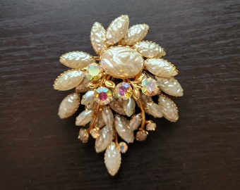 Aurora Borealis Crinkle Pearl Layered Brooch