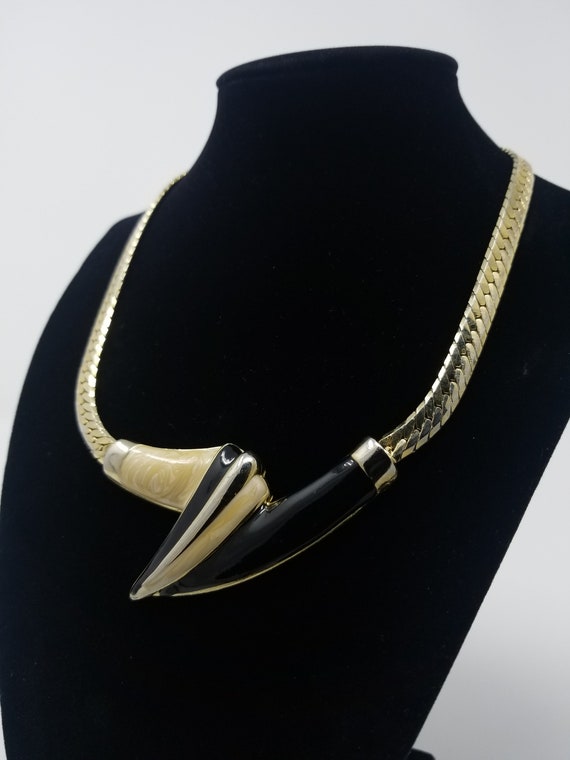 Black and Cream Gold Necklace - image 2