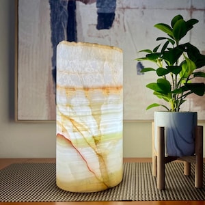 Onyx Light - Stone Lamp - Onyx Lamp - Alabaster Lamp - Decorative Lamp - Table Lamp - Nightstand Lamp - Home Decor - Home Lighting