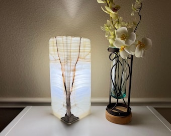 Onyx Lamp | Crystal Accent Lamp | Warm Ambient Lighting for Bedroom, Living Room |  Modern Home Decor Gift | Stone Table Lamp