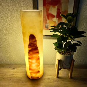 Table Lamp | Onyx Light | Stone Lamp | Onyx Lamp | Desk Lamp | Alabaster Lamp | Nightstand Lamp | Home Decor | Beautiful Lamp