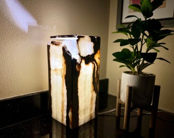 Handmade Onyx Stone Table Lamp | Modern Accent Light