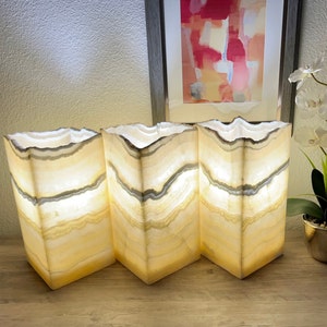 3 Onyx Lamps / Alabaster Lamps / Stone Lamps / Onyx Lights / Table Lamps / Decorative Lamps / Beautiful Lamps