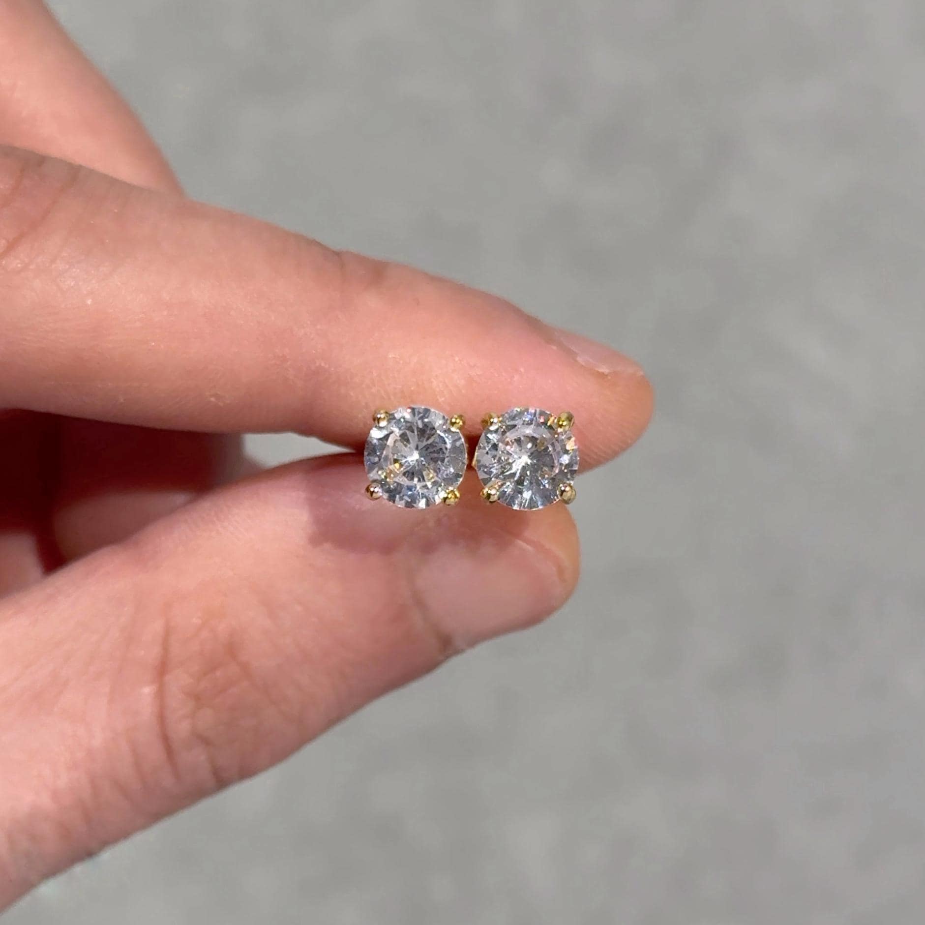 18K Gold Stud Earrings, Cubic Zirconia Earrings, Round CZ Sparkle Studs Classic, Shiny VVS Style Diamond Stud Earrings, Gold Plated Studs