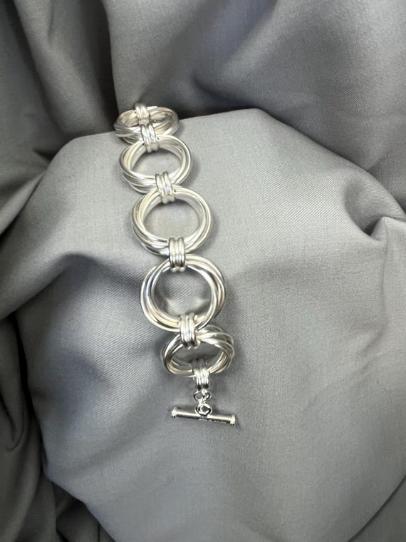 Vintage handmade silver 5 ring toggle bracelet - image 3