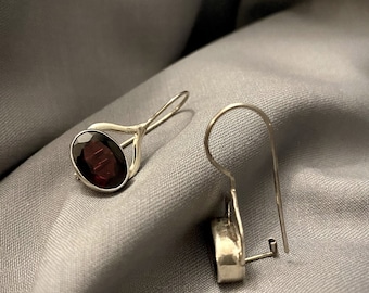 Vintage Pair of Sterling Silver Drop Earrings