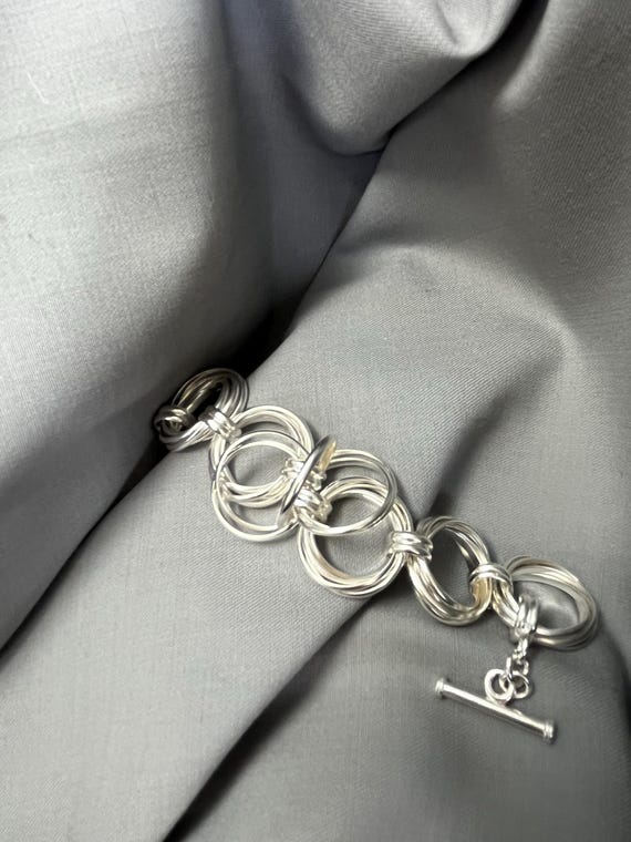 Vintage handmade silver 5 ring toggle bracelet - image 2