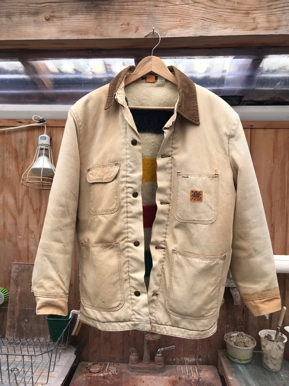 Canvas jacket with wool blanket sewn in 