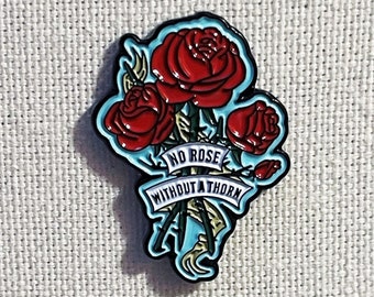 Keine Rose ohne Dorn Metall Emaille Pin Anstecker Blumenstrauß Rosen