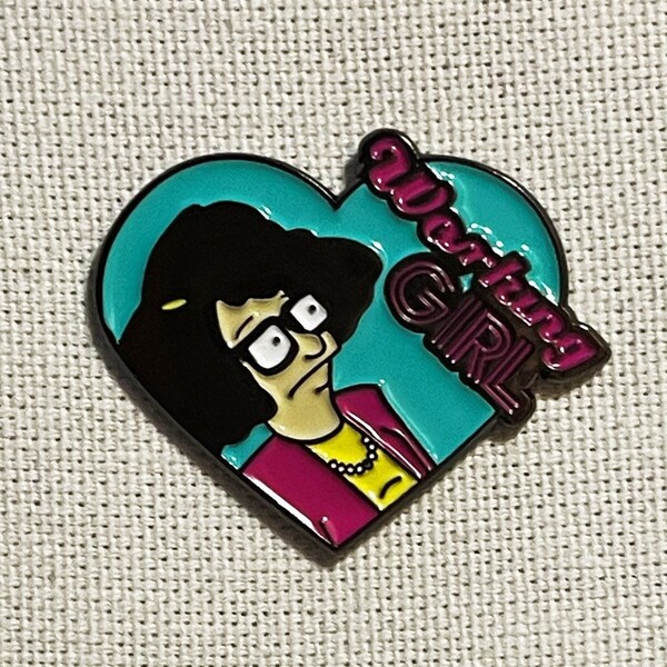 Bob's Burgers - Tina Belcher - Working Girl Metall Emaille Pin Anstecker Abzeichen