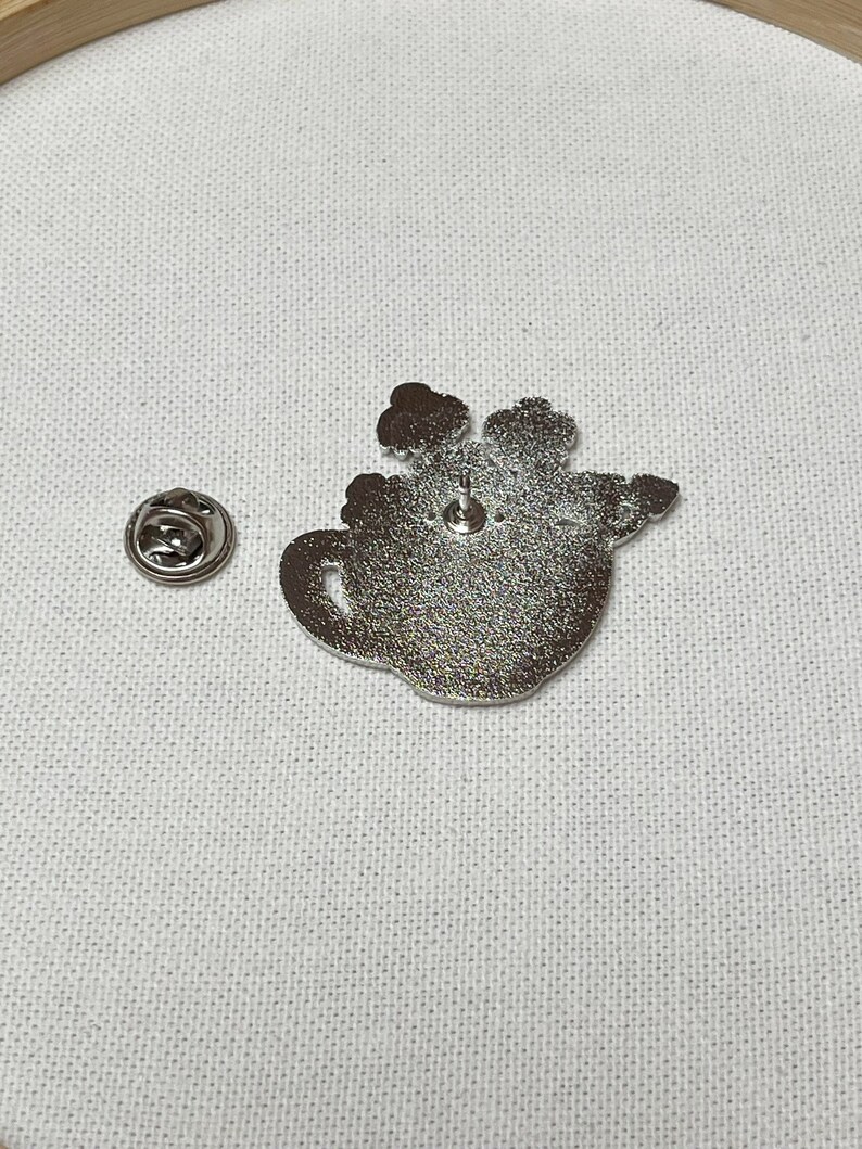 Spill The Tea Metall Emaille Pin Anstecker Anstecknadel Tee Tasse Blumen zieren Bild 6