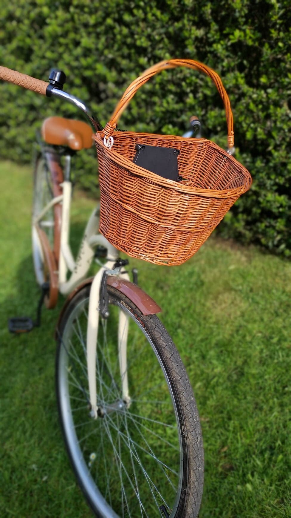 Halfords bike baskets wicker hotsell