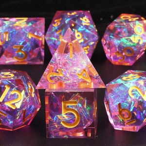 Pink/Blue Dnd dice set of 7, Resin Dice, Polyhedral Dice Set for D and D, d&d rpg dice, Sharp Edge Dice, D20 D12 D10 D8 D6 D4 Dice