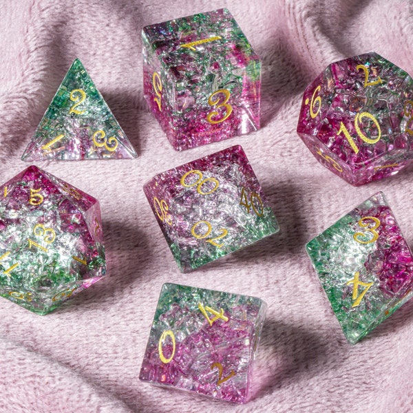 Under the Grapevines-Gemstone Dice, DnD Dice Set, RPG Dice, Dungeons and Dragons, Polyhedral Dice, d&d, Tabletop, DnD Gifts