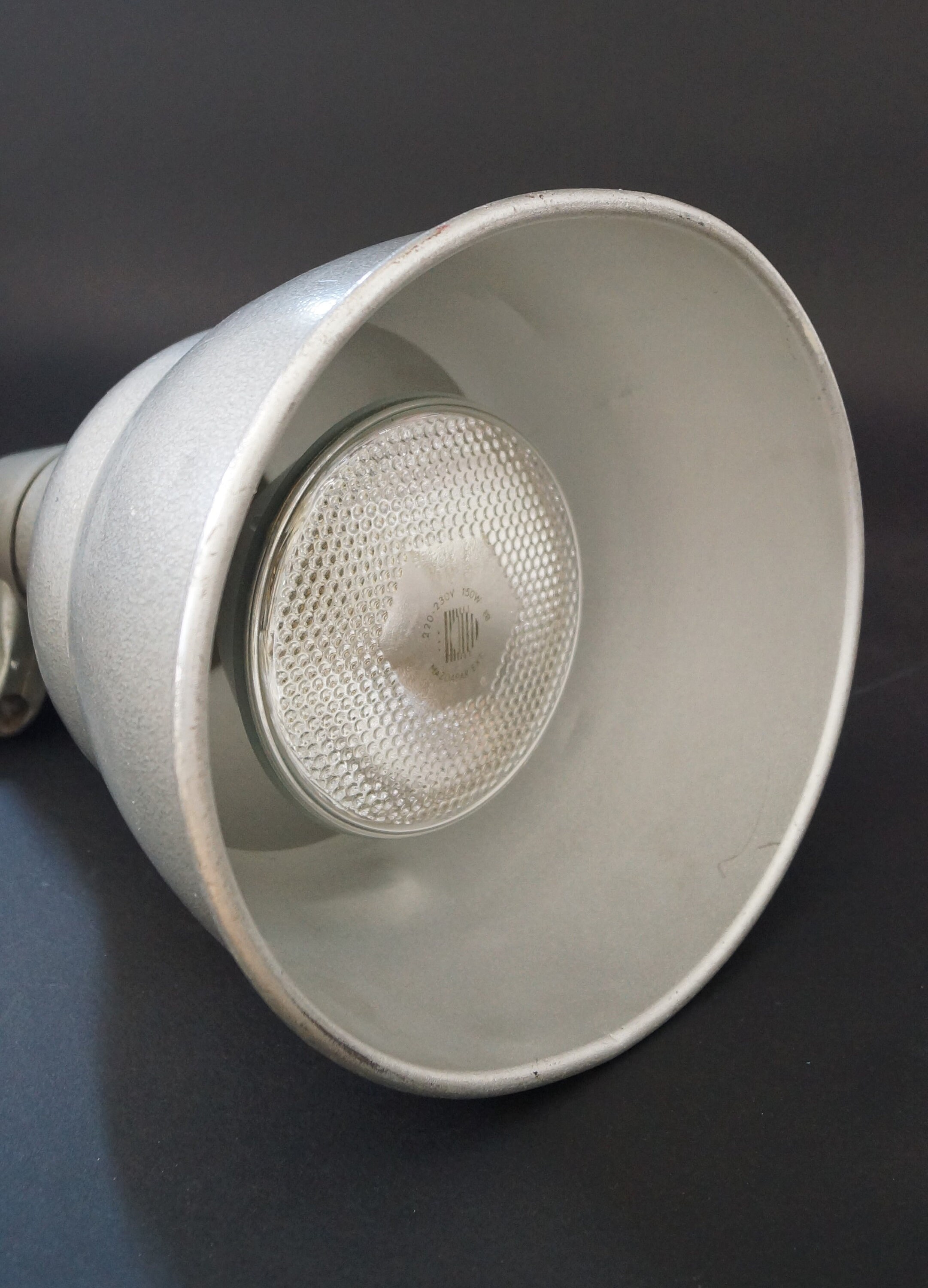 Lampe/Spot Lita, Aluminium, Acier Galvanisé Gris, Design Industriel - Lamp/Spot Lita Aluminum & Gray