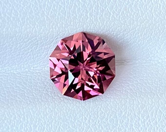Beautiful Pink Tourmaline from Congo 2.79 Cts ( 8.86 x 6.00 mm )Can also make a ring on order Loupe Clean