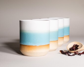 Juego de 4 tazas modernas para batidos en turquesa y blanco, 14 oz, ideal como regalo para uso diario, apilables, minimalistas, de cerámica, estilo costero y playero.