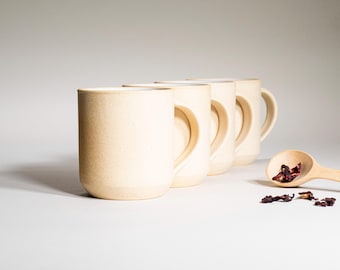 Juego de cuatro tazas de té y café de cerámica de 14 oz hechas a mano, de color blanco arena, minimalista, de gres terroso, diseño moderno, regalo para amantes del café.