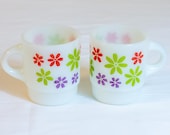 RARE Fire King MOD DAISY Mugs Set of 2 Anchor Hocking Stacking Mugs Hard to Find