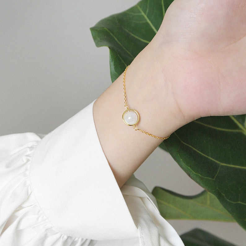 Hypoallergenic Skinny Chain Cuff Bracelet. RAWSOUL Dainty Moonstone Bracelet Sterling Silver Gold-Plated Aquamarine See Charming