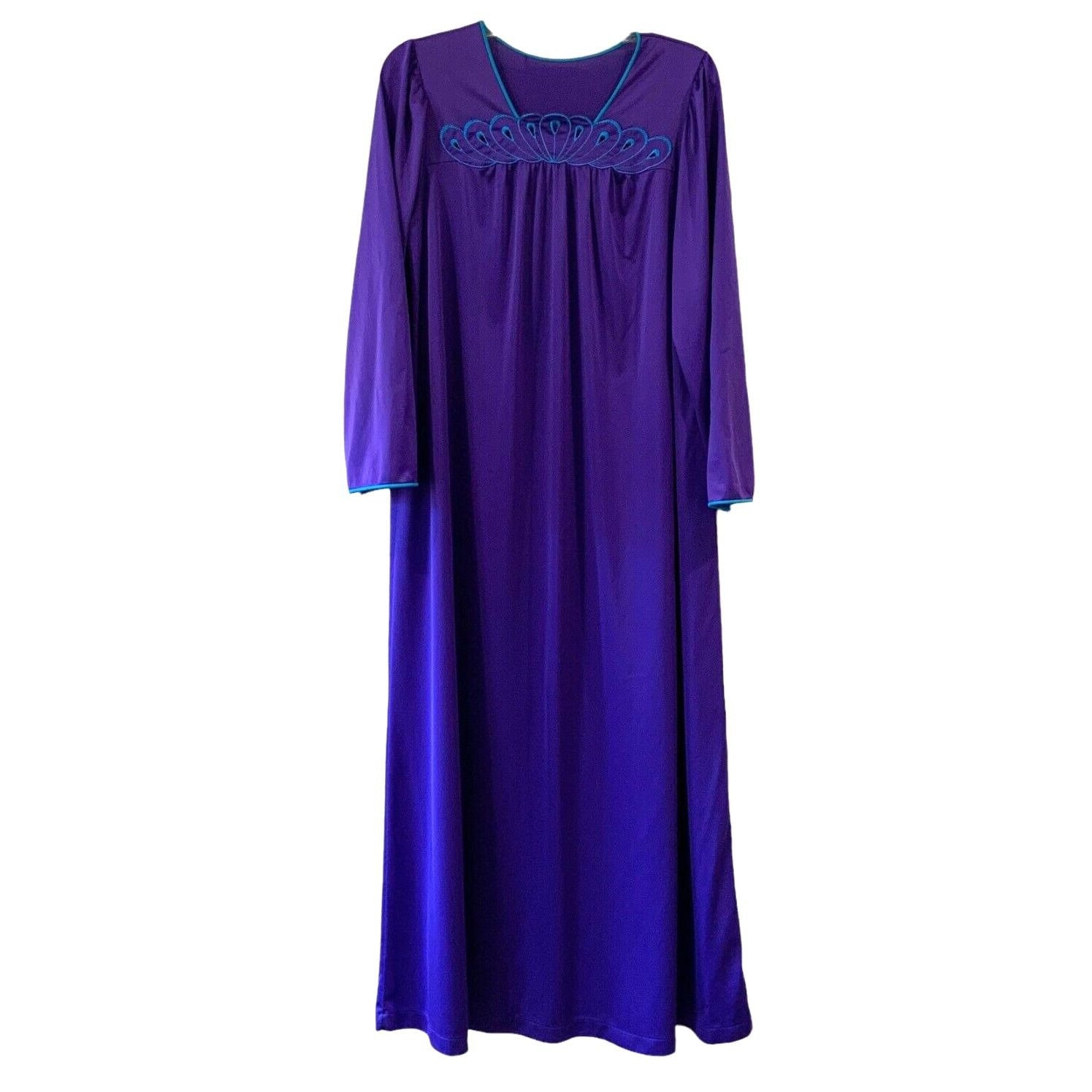 Shadowline Soft Long Sleeve Nightgowns Shadowline Long Sleeve